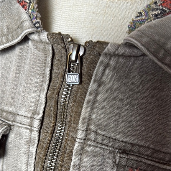 Miss Me Brown Denim Embellished Jacket with Hood - Picture 3 of 9